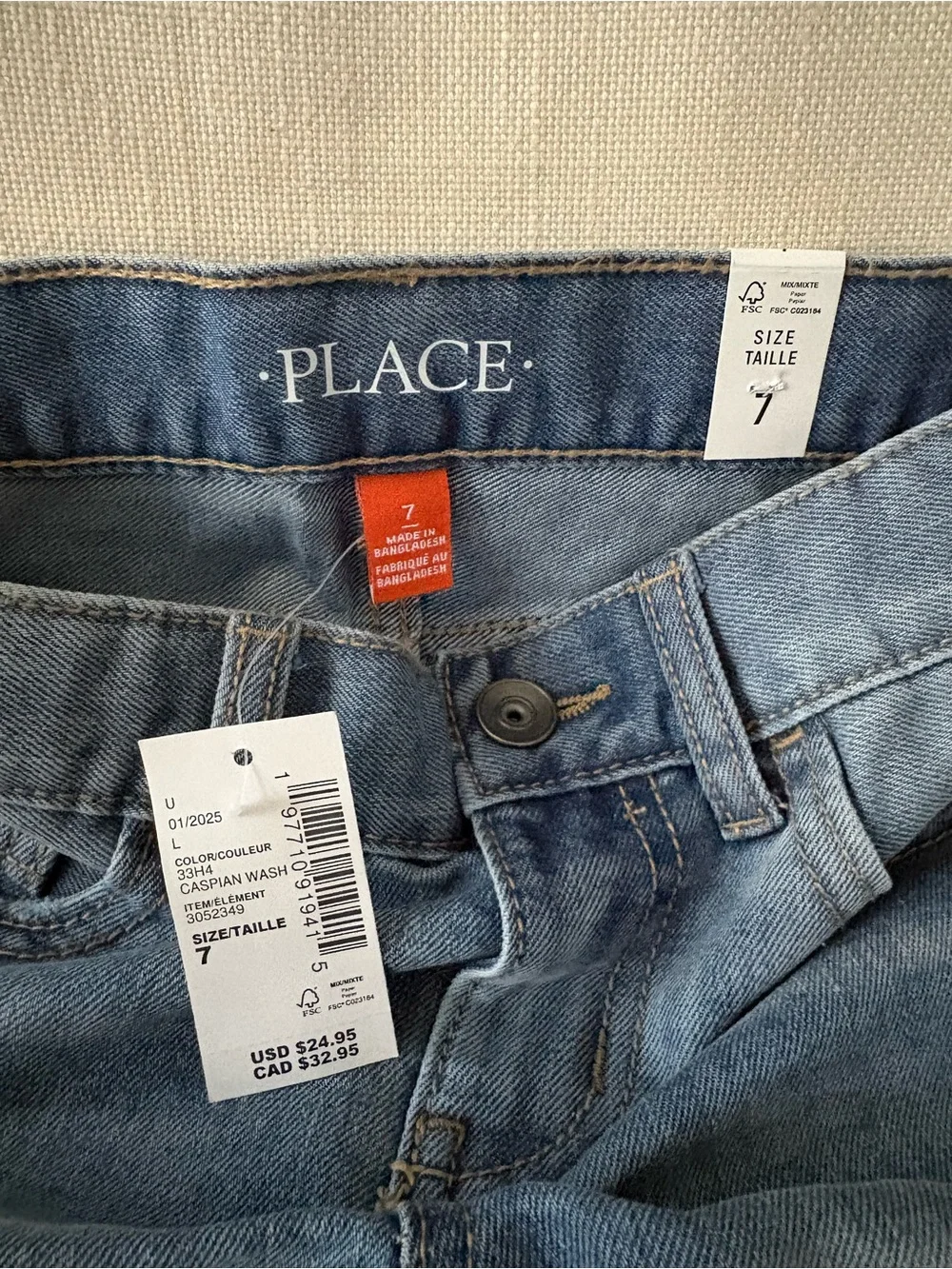 The Children's Place Boy's Classic Denim Shorts – Size 7